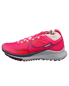 Nike REACT PEGASUS RAIL 4 GORE-TEX Women Fashion Trainers in Fireberry